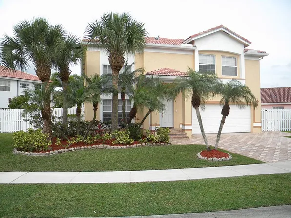 83 Gables Blvd, Fort Lauderdale, FL 33326