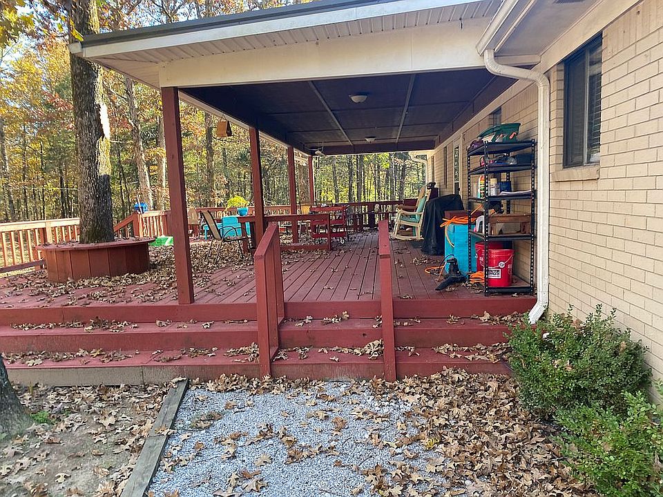 2nd image of 300 Wilderness Dr