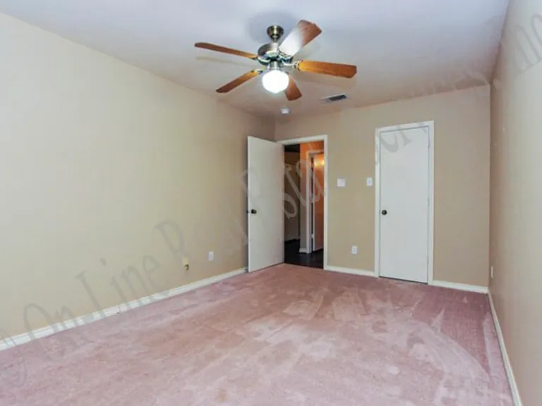 3805 Oldenburg Ln #A — Photo 7