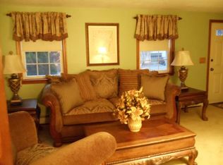 431 N Main St, Salem, NH 03079