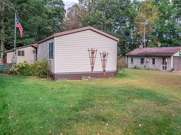 2nd image of N4853 470th Street