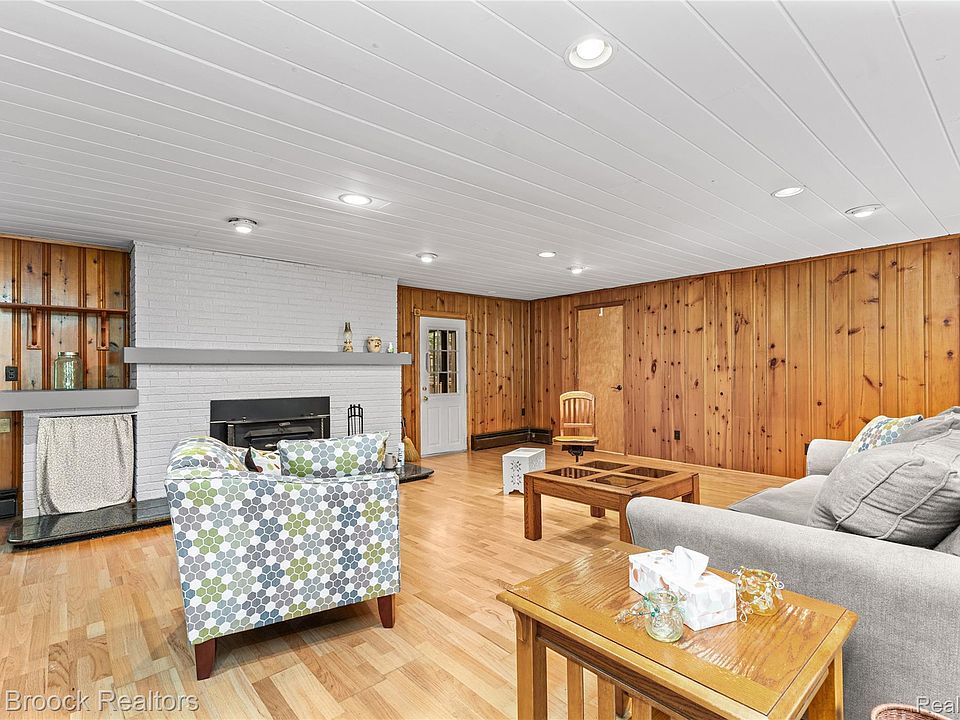 29799 Linden St, photo 16