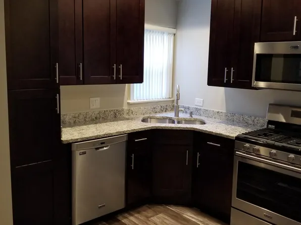 838 S Claremont Ave #1, Chicago, IL 60612