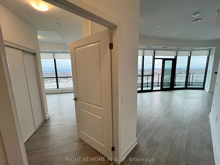 120 Eagle Rock Way #801 — Photo 5