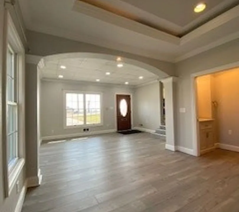 721 S Main St