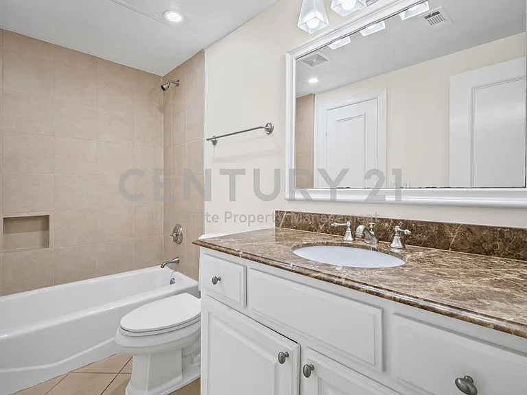 4144 Grassmere Ln #4 — Photo 16