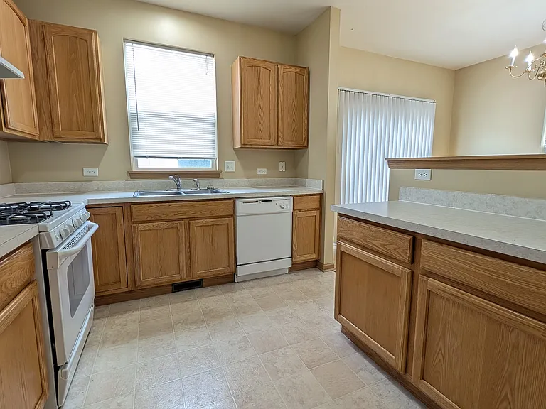 1464 Cambria Dr #6 — Photo 7