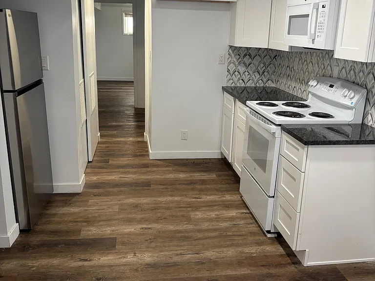 1285 N 900 E — Photo 4