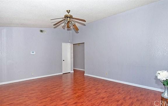 4th image of 4682 N Lakewood Dr