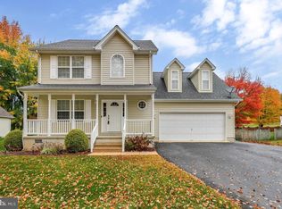 35406 Golf Course Dr, Mechanicsville, MD 20659