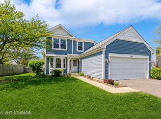 1085 Deer Trl, Round Lake Beach, IL