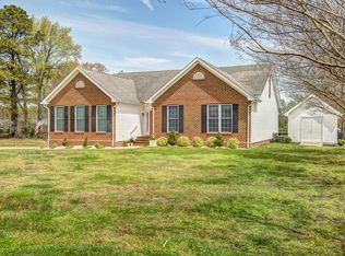 1591 Waverly Ave, Kilmarnock, VA 22482