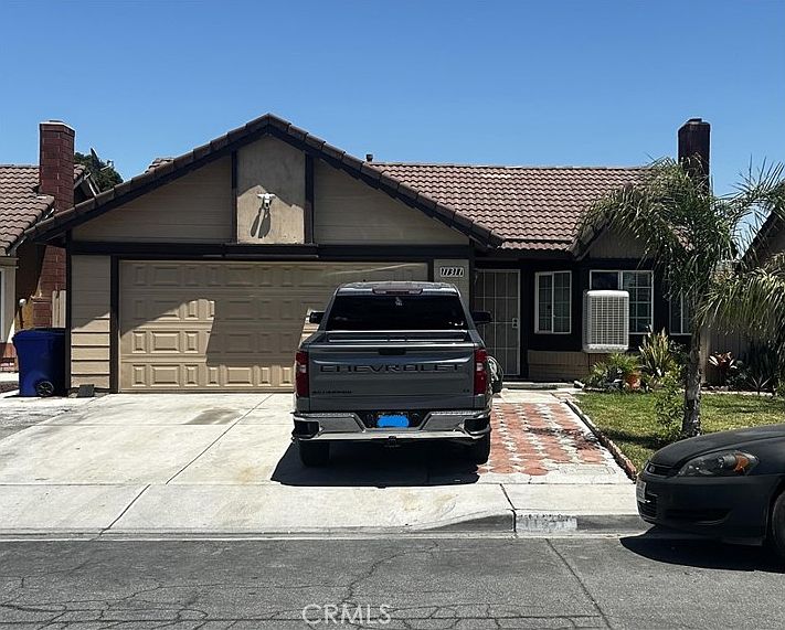 1st image of 11311 Oakwood Dr