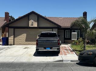 11311 Oakwood Dr, Fontana, CA 92337