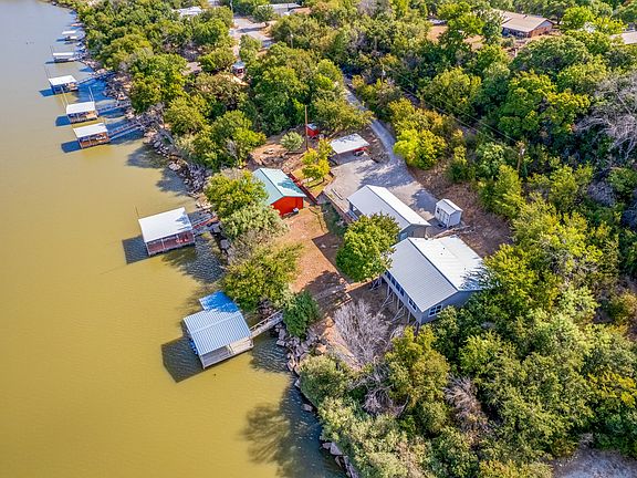 3rd image of 6926 Shamrock Dr