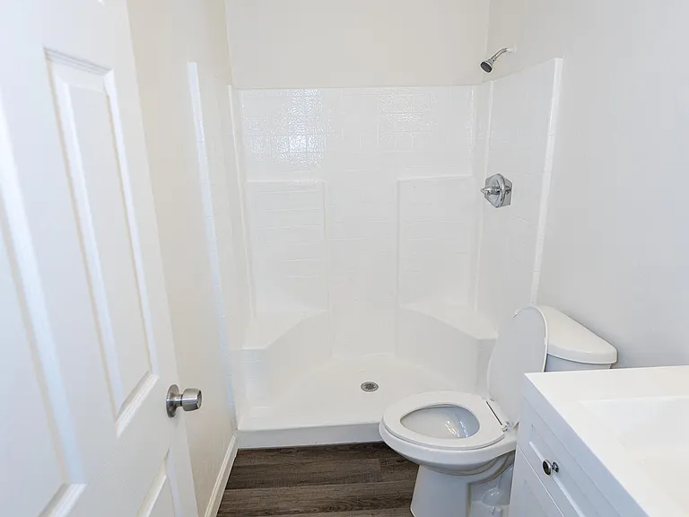 1755 W Linden St — Photo 6