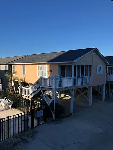 104G Sunset Square Dr Photo 1
