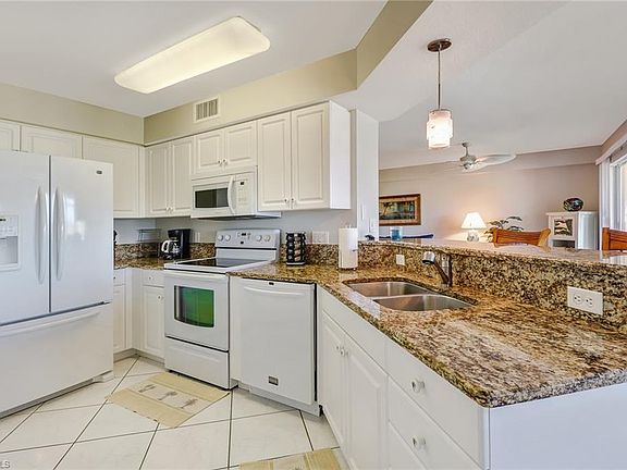 2nd image of 26651 Bonita Fairways Blvd Unit 104