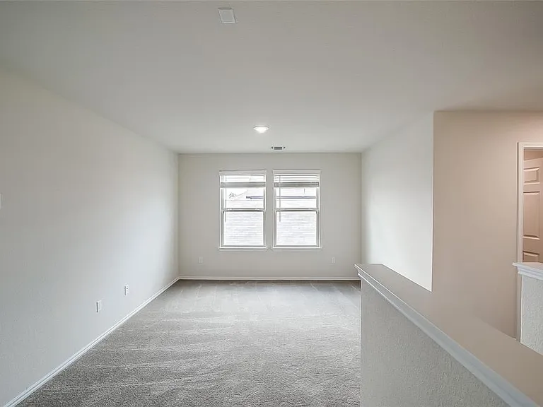 31 Pacific Loon St — Photo 16