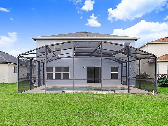 3rd image of 4513 Philadelphia Cir