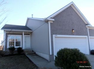 1307 S 159th St, Basehor, KS 66007