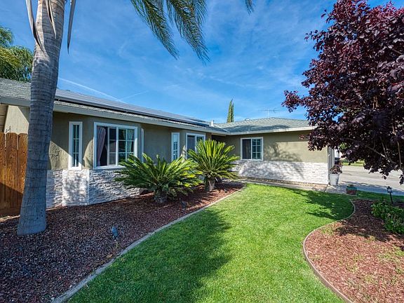 3rd image of 5329 Maximillian Dr