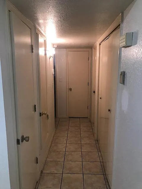 3 bed, 1250 sqft, $1,500 — Photo 4