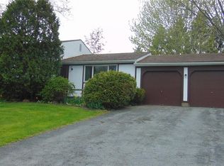 17 Echodale Ave, Baldwinsville, NY 13027