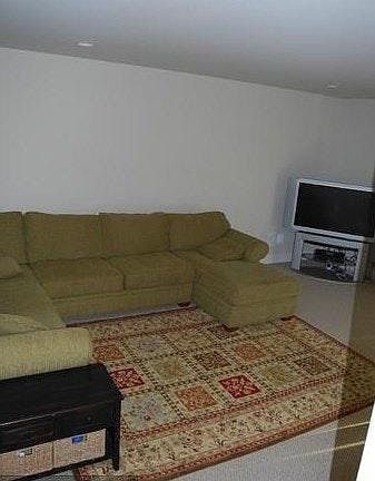 Recreation Room with full Bath