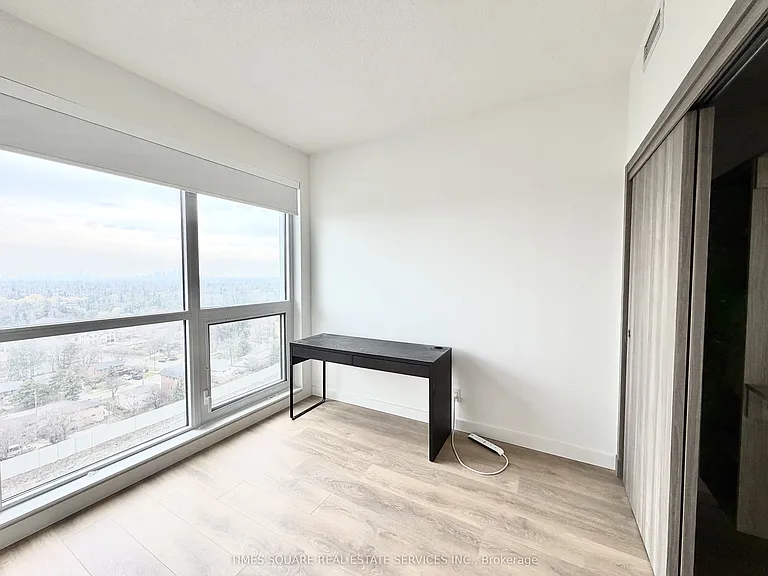 27 McMahon Dr #2203 — Photo 12