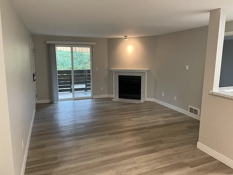 Redmond Park Apts — Photo 49
