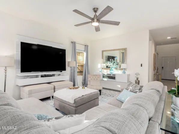 9265 W Tenaza Ln, Marana, AZ 85653