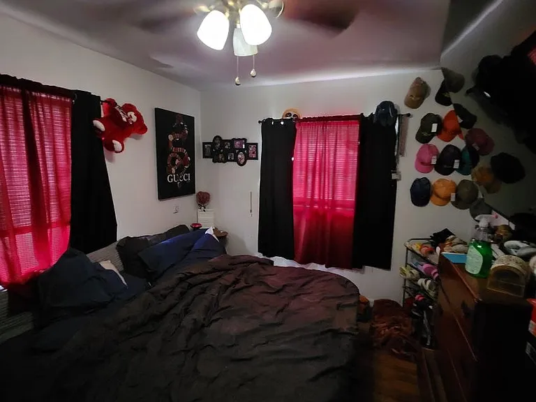 402 Edwin St — Photo 8