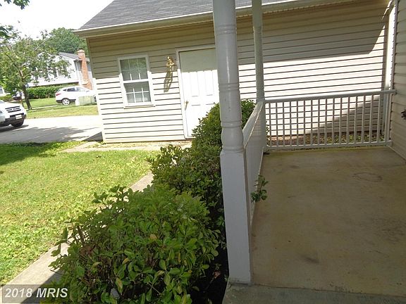 Exterior (General) FRONT PORCH
