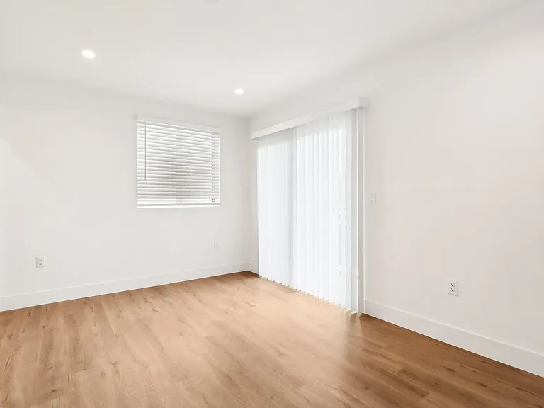 4512 Saint Elmo Dr — Photo 35