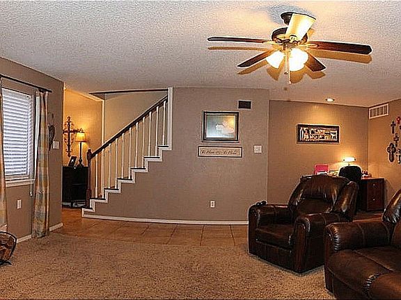 5th image of 8639 Knoxville Dr