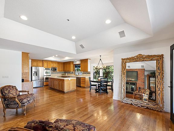 4th image of 400 Eastin Drive
