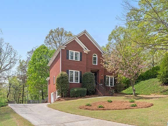 2nd image of 1416 Oak Park Cir