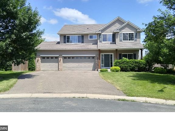 1138 Hickory St NE MLS# 4732535