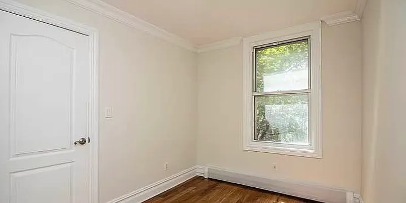 Rented by Compass | media 12