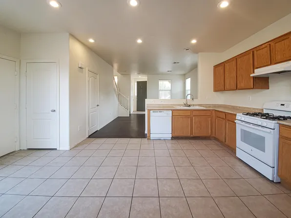 3314 Cave Primrose St, Las Vegas, NV 89117