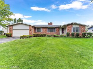 791 Bogie Lake Rd, White Lake, MI 48383