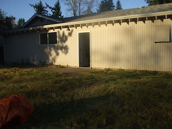 3rd image of 5722 132nd Pl NE