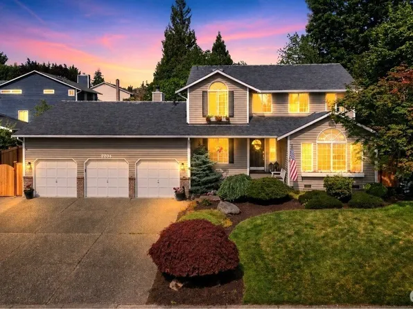 2204 112th Drive NE, Lake Stevens, WA 98258