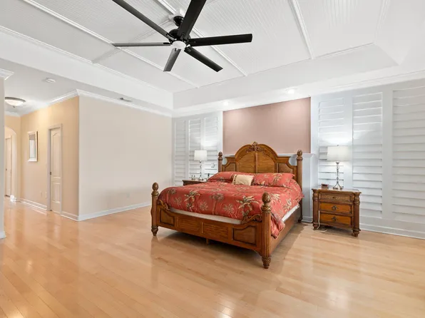 1002 SE Kitching Cove Lane, Port St Lucie, FL 34952