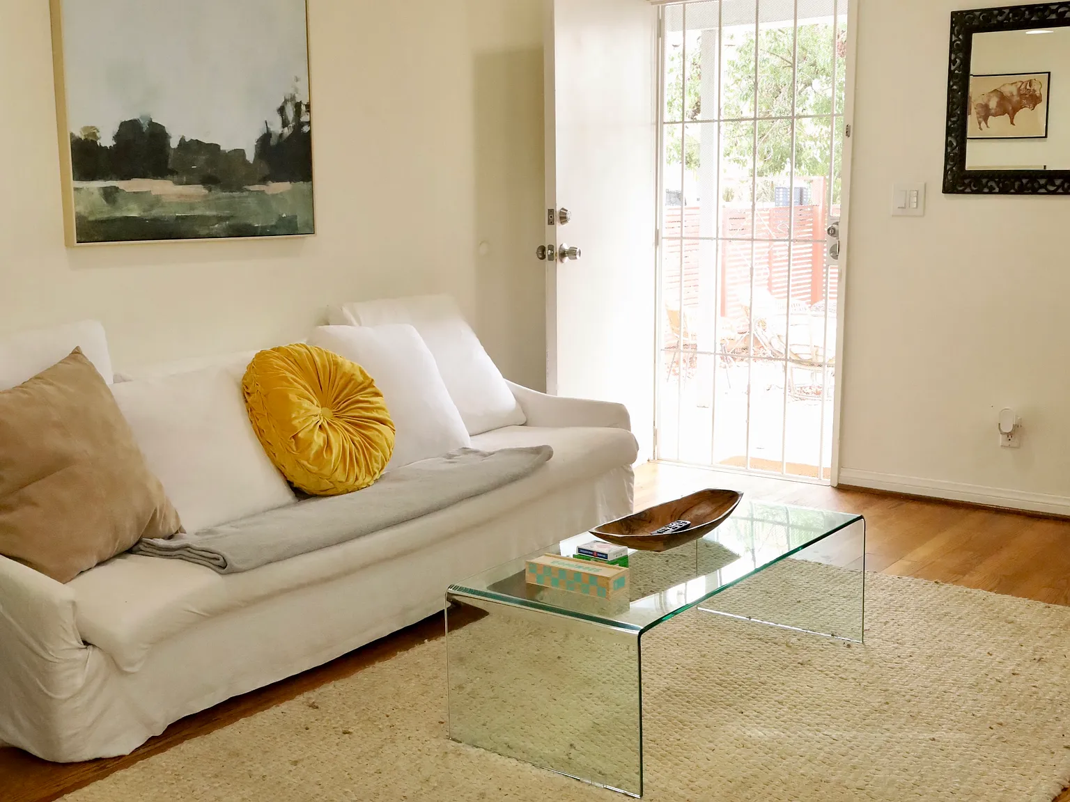 2 bed, 1400 sqft, $5,500 — Photo 1