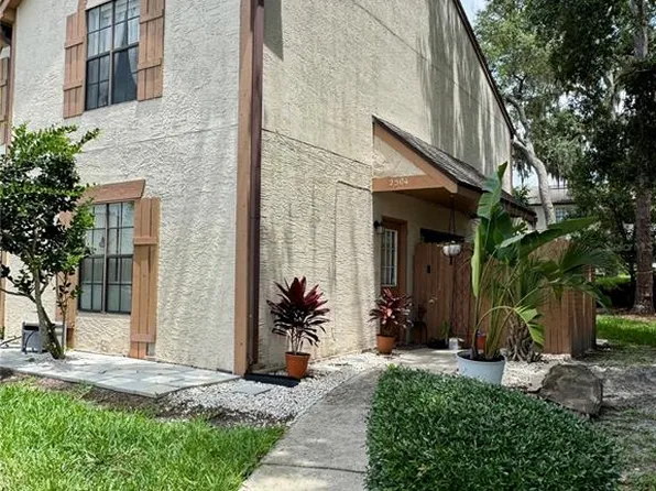 2504 Brigadoon Dr, Clearwater, FL 33759