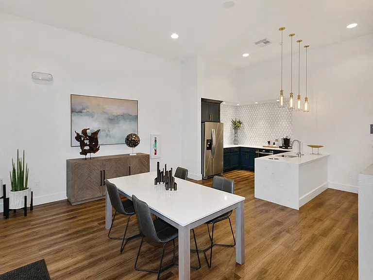 Kensley Apartment Homes — Photo 22