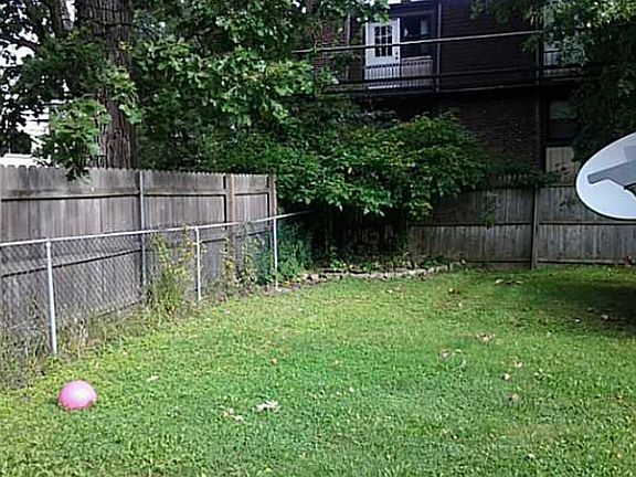 2nd image of 284 Woodland Dr