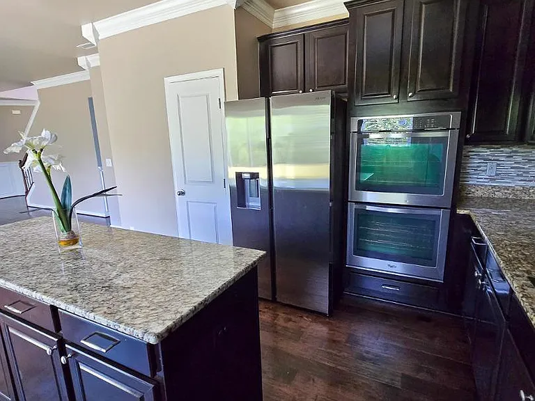 122 Windrush Ln — Photo 16